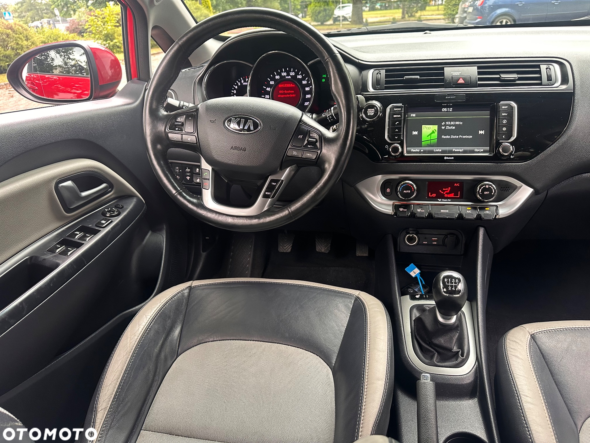 Kia Rio 1.4 Business Line - 8