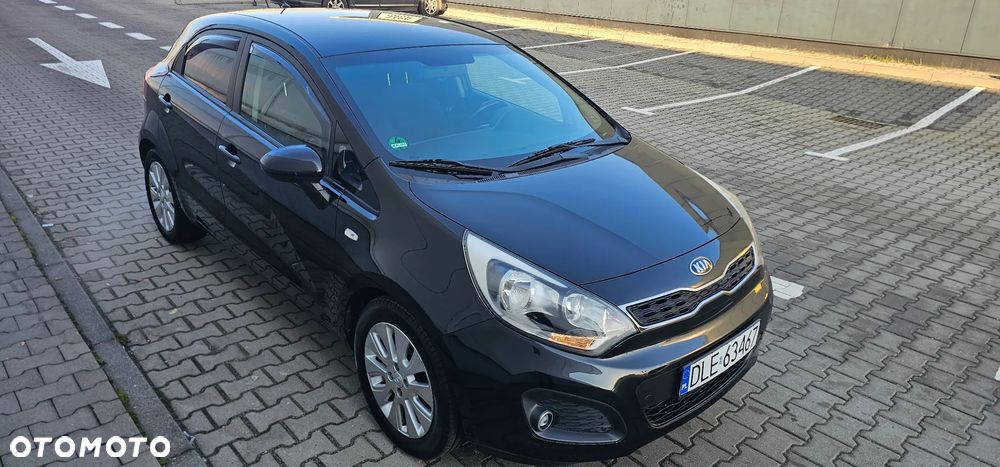 Kia Rio - 2