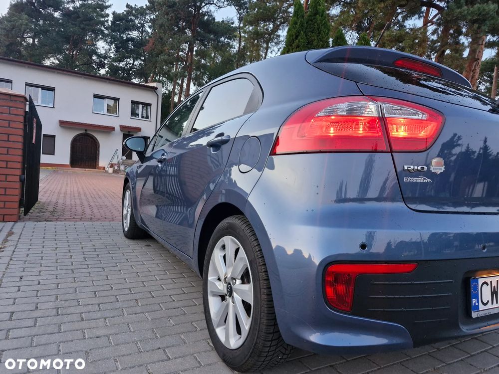 Kia Rio - 9