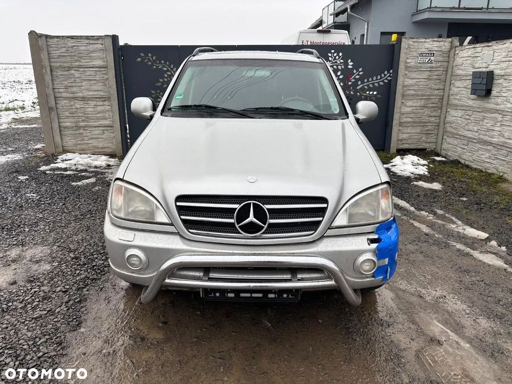 Mercedes-Benz ML 55 AMG - 6