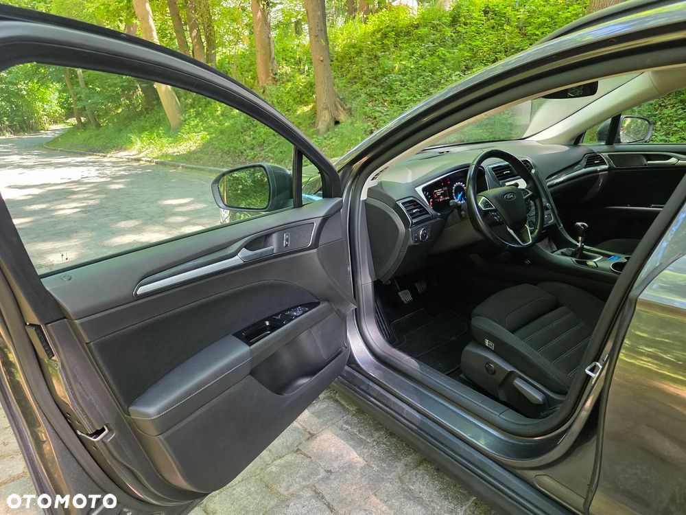 Ford Mondeo 2.0 TDCi Titanium - 17