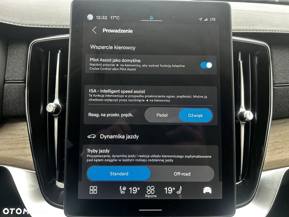 Volvo XC 90 - 29