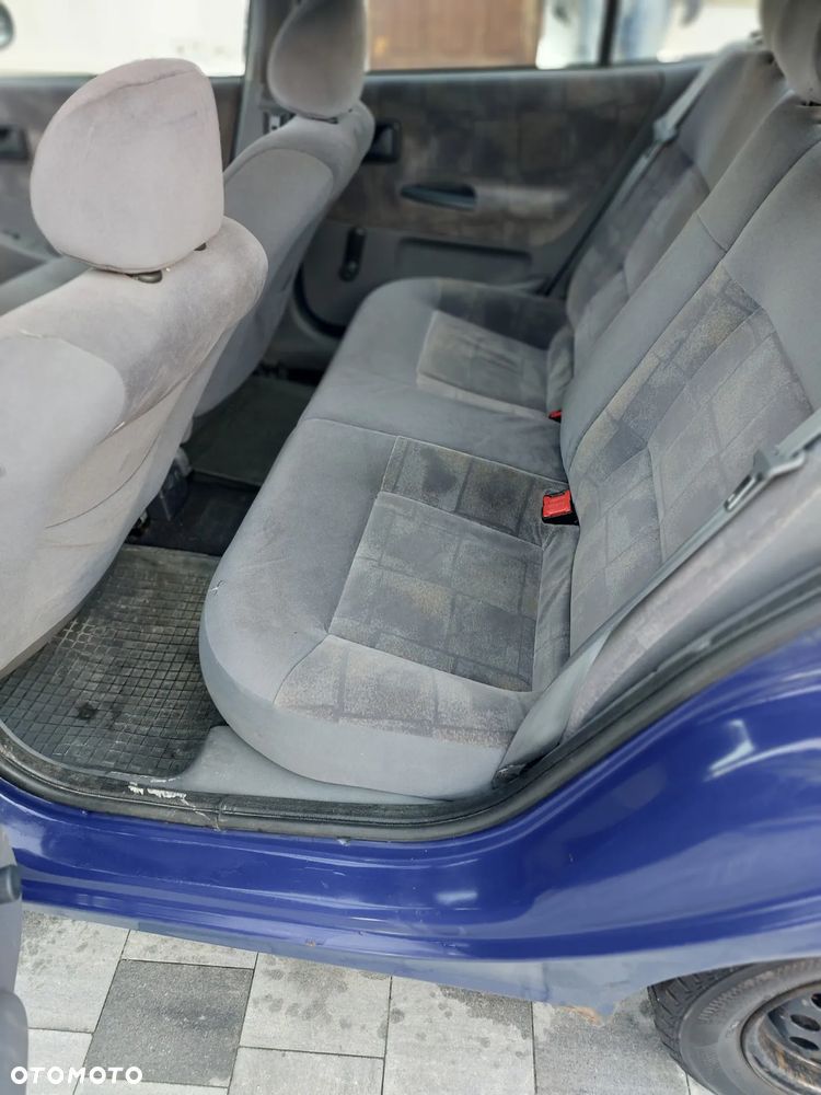 Renault Megane 1.4 RT 16V - 8