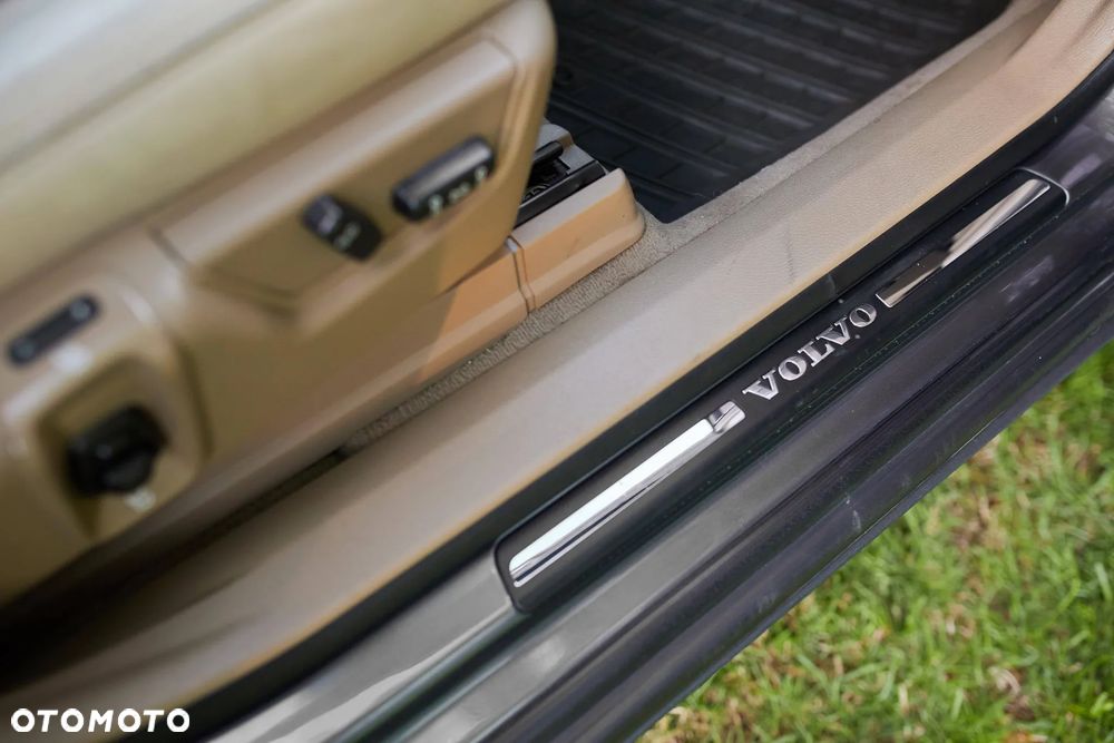 Volvo XC 90 - 27