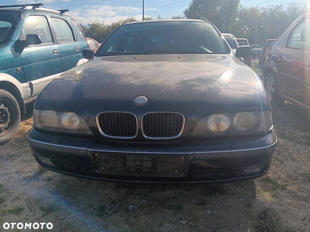 070 / BMW E39 520I TOURING / NA CZĘŚCI