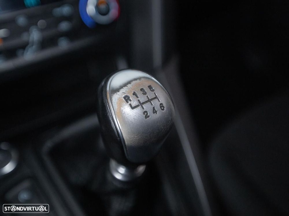 Ford Focus SW 1.5 TDCi ST-Line - 18