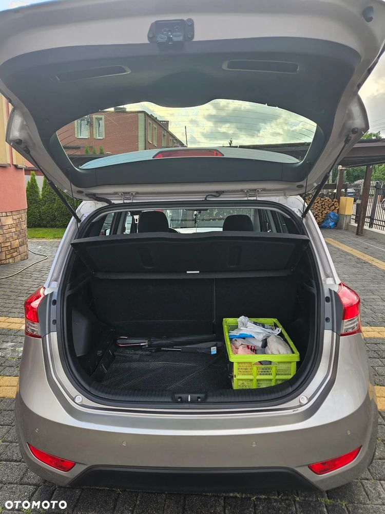 Hyundai ix20 1.6 Classic + - 8