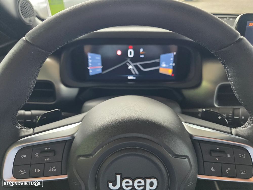 Jeep Avenger 1.2 e-Hybrid Altitude DCT - 17