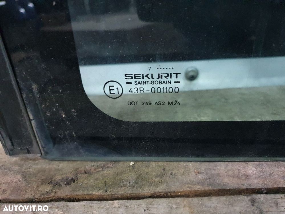 Geam stanga spate  CITROËN BERLINGO Box M_ 1996 - 2011 1.6 HDI 75 9HW (DV6BTED4), DV6B 8569 J5 / 43R-001100 - 3