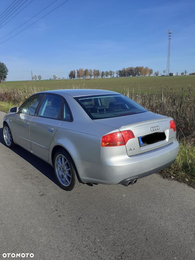 Audi A4 - 5