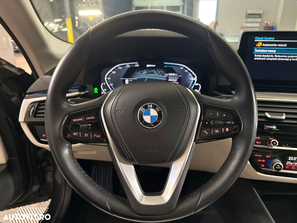 BMW 5 Series 2024 — imagine 16