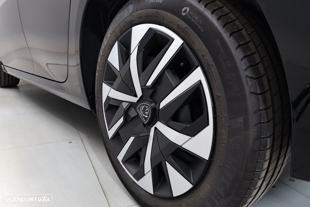 Peugeot 208 1.2 PureTech GT - 13