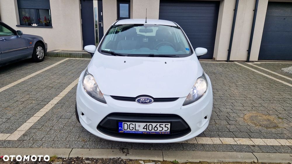 Ford Fiesta 1.25 Ambiente - 1