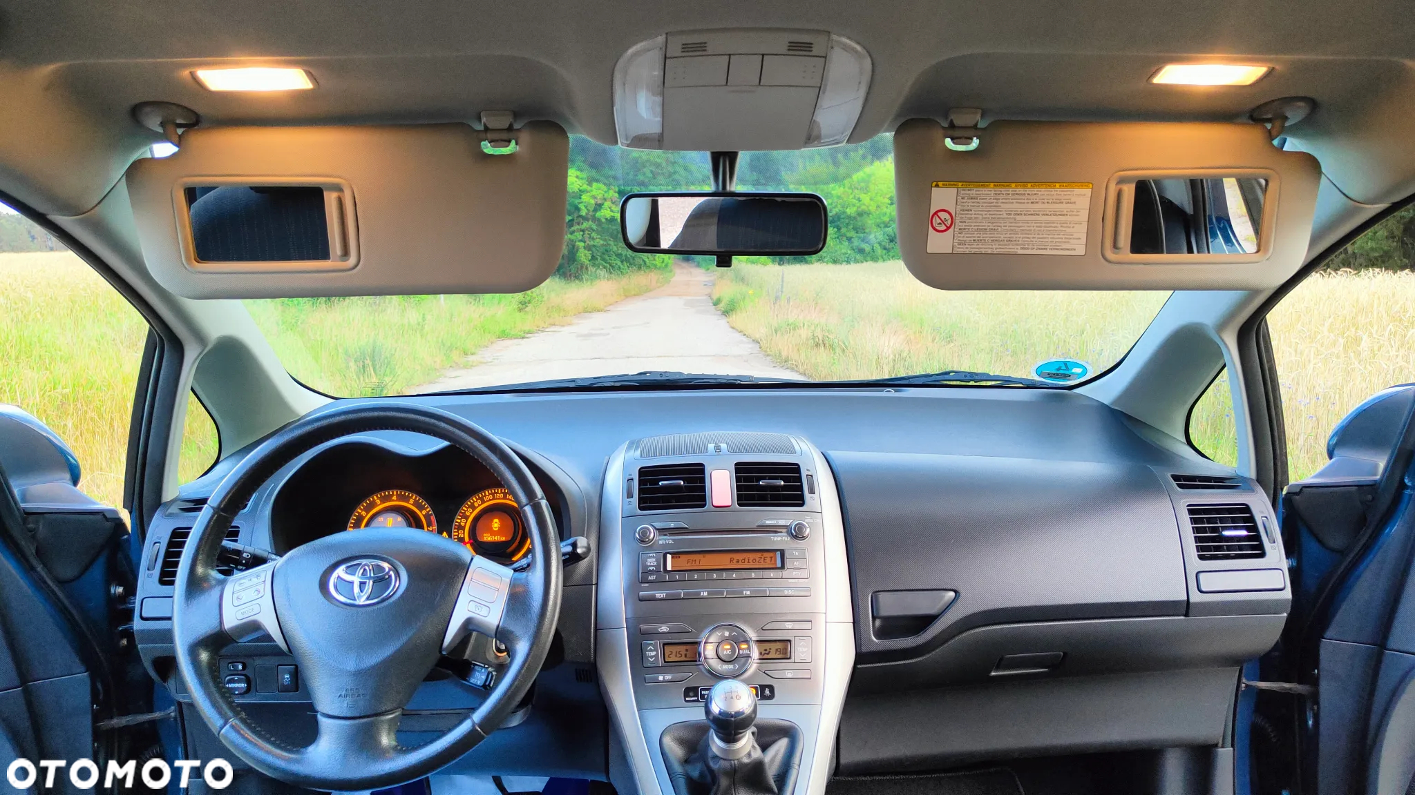 Toyota Auris 1.6 VVT-i Premium - 24