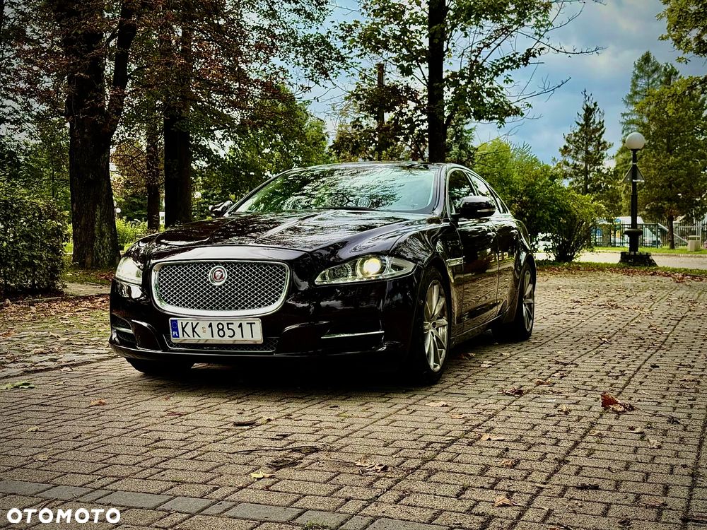 Jaguar XJ 3.0 T LWB Premium Luxury - 1