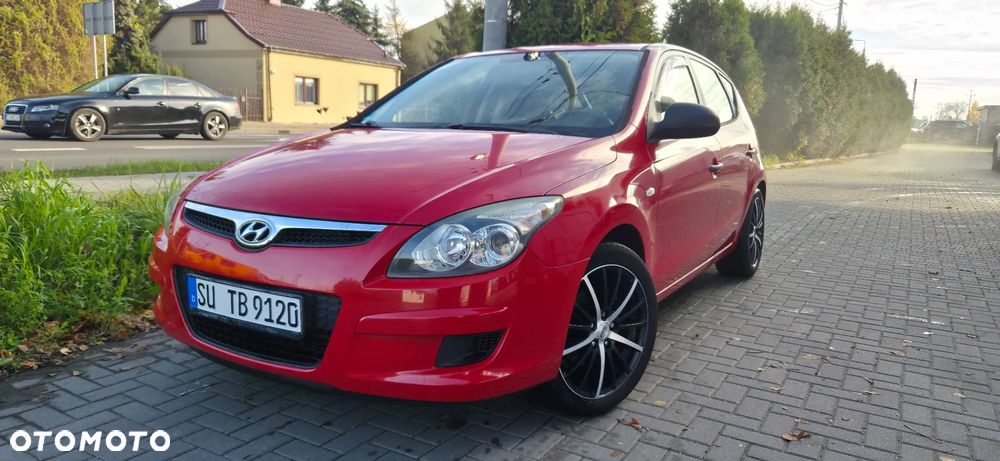 Hyundai i30 1.4 Base + - 2