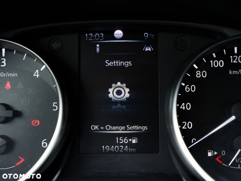 Nissan Qashqai 1.5 dCi N-Connecta - 36