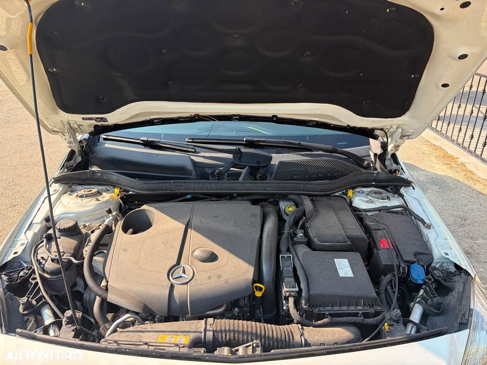 Mercedes-Benz A 200 d 7G-DCT - 3