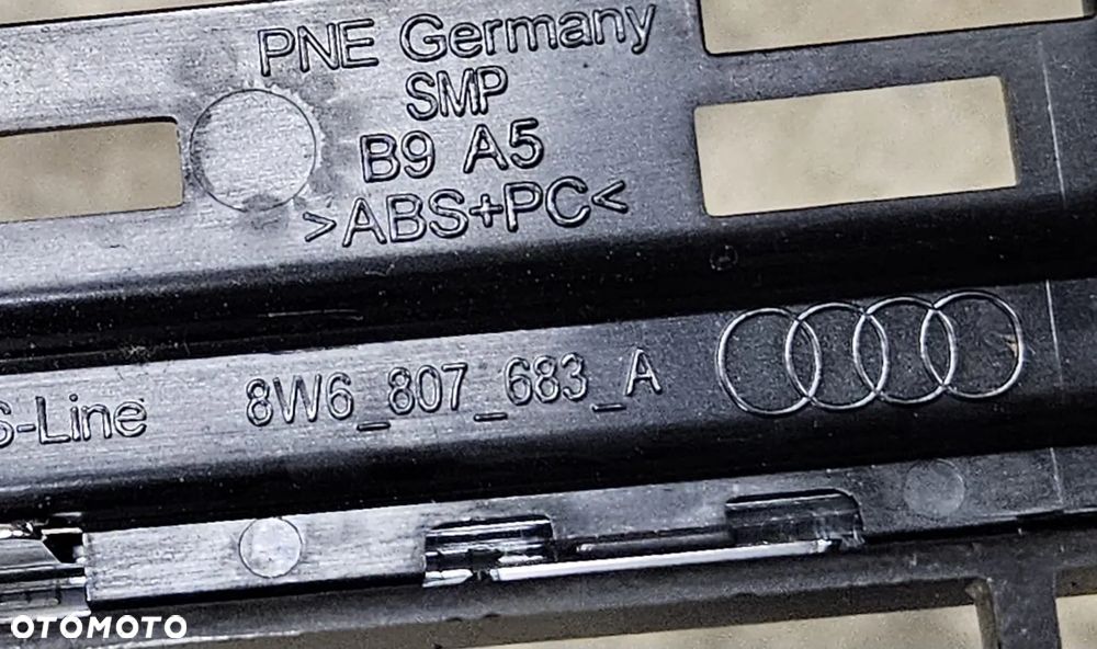 AUDI A5 2016-KRATKI W ZDERZAK S-LINE P+L+ŚR 8W6807681F 8W6807682F 8W6807683A - 9