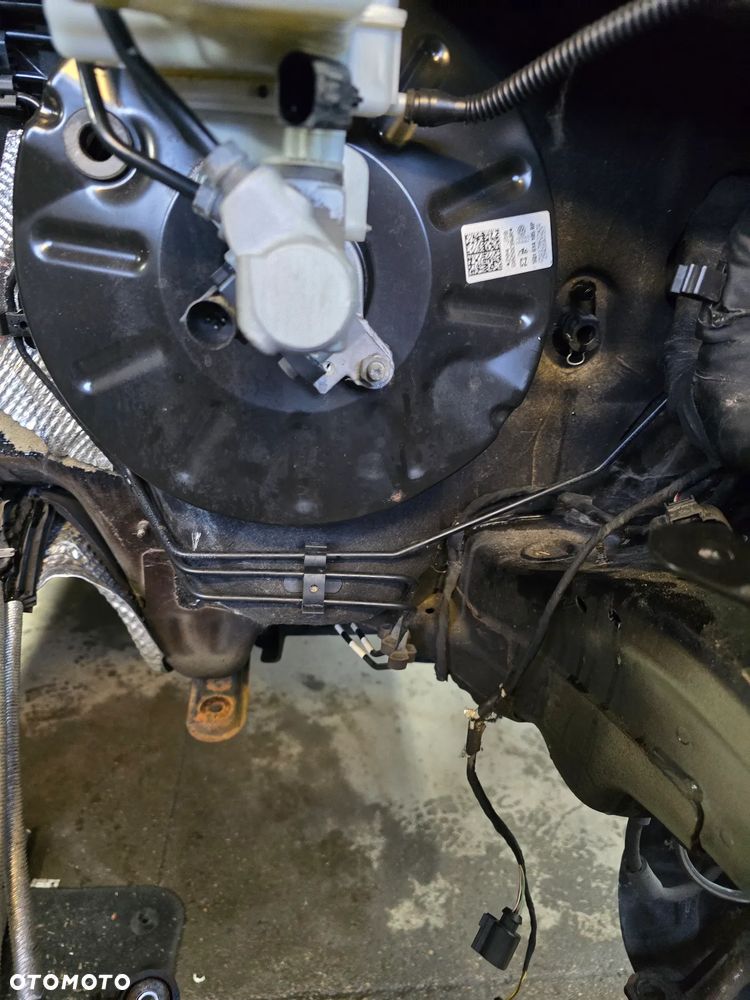 Servo vw 5Q1 614 105BP - 3