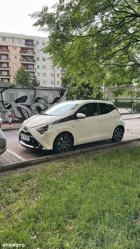 Toyota Aygo x-play - 13