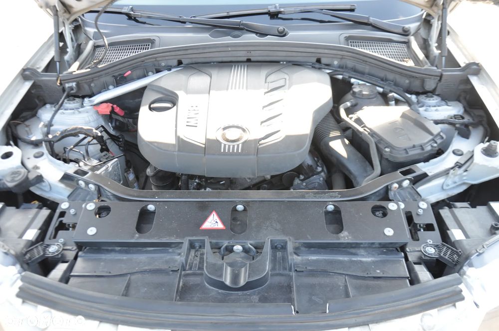 BMW X3 xDrive20d - 23
