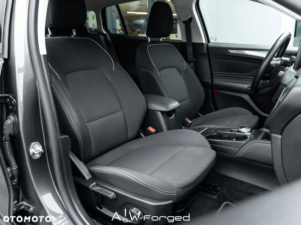 Ford Focus 2.0 EcoBlue Titanium - 29