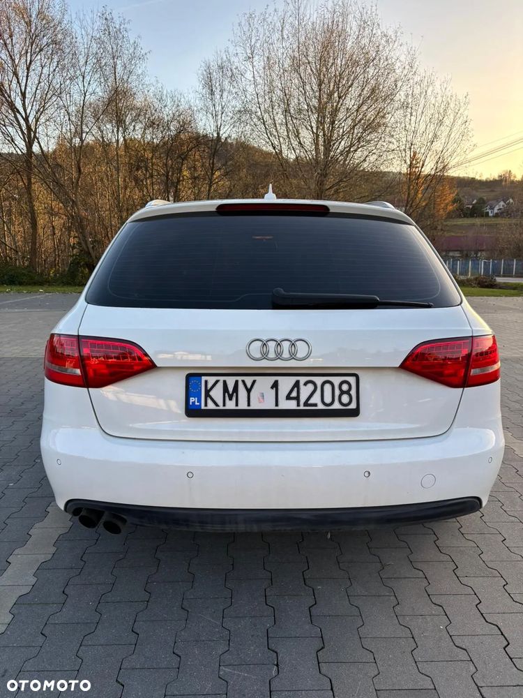Audi A4 Avant 2.0 TDI Quattro - 13