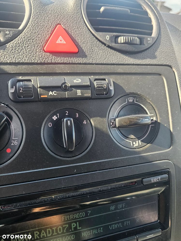 Volkswagen Caddy - 8