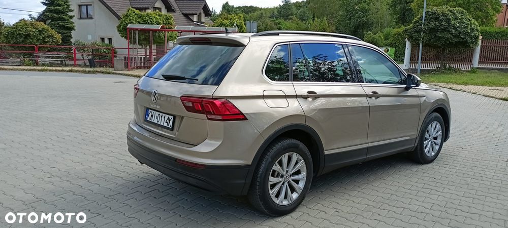 Volkswagen Tiguan - 5
