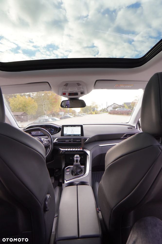 Peugeot 3008 1.5 BlueHDi Allure S&S - 11