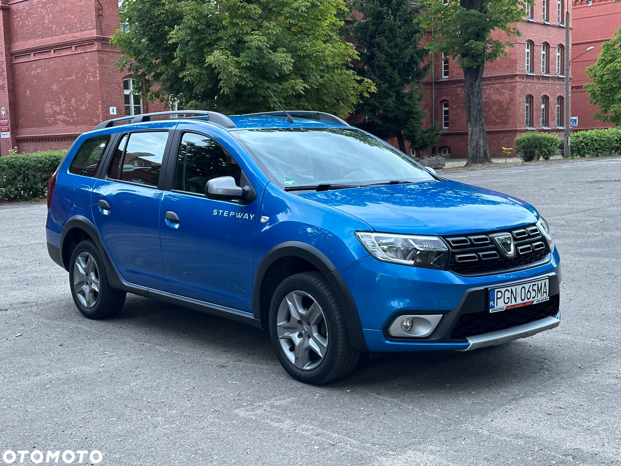 Dacia Logan MCV 0.9 TCe Stepway S&S - 4