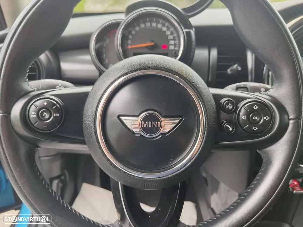 MINI 5 Portas Cooper D - 24
