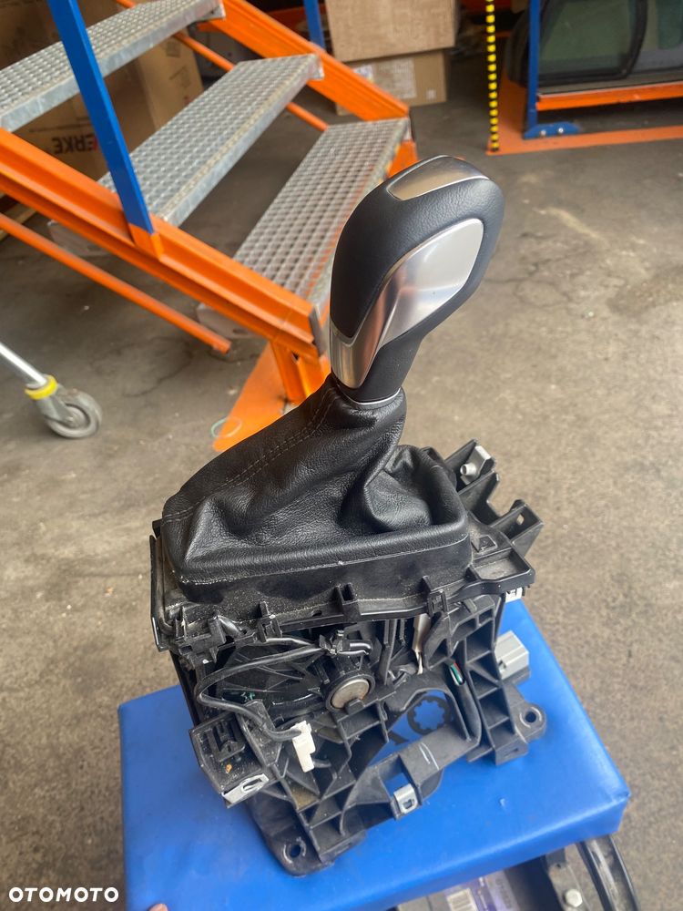 Ford S-max MK2  2 II LIFT galaxy MK4 18r 2.0 tdci  IGŁA!!! po 21 tyś km AUTOMAT WYBIERAK SKRZYNI BIEGÓW MIESZEK SKÓRZANY GAŁKA SKÓRZANA SKÓRA   mk 2 mk 3 mk 4 galaxy S max Smax S-maks lift II 2  galaxy - 7