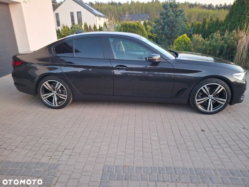 BMW Seria 5 520d Efficient Dynamics Edition - 3