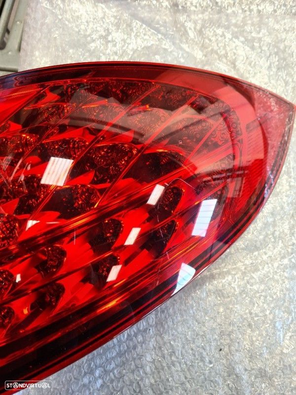 Farolim Direito Do Painel Lanterna Tras Stop Drt Porsche Cayenne (9Pa) - 6