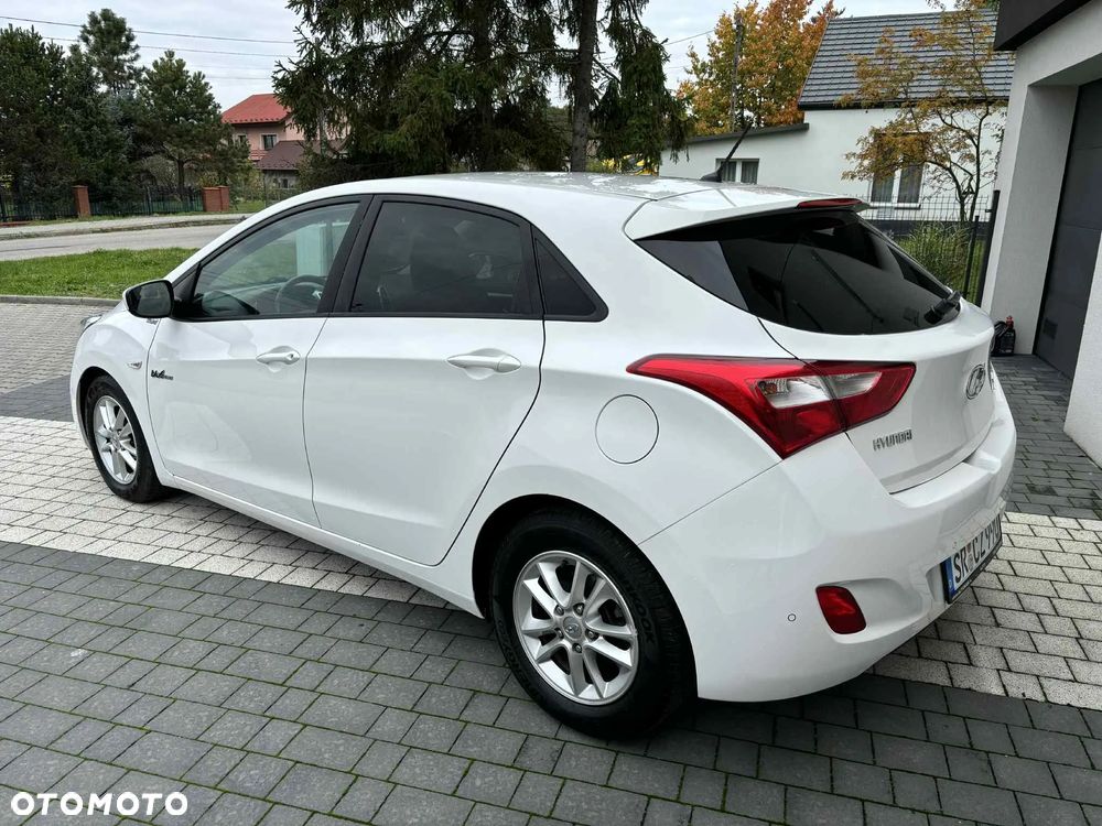 Hyundai i30 1.6 CRDi BlueDrive Classic + - 3