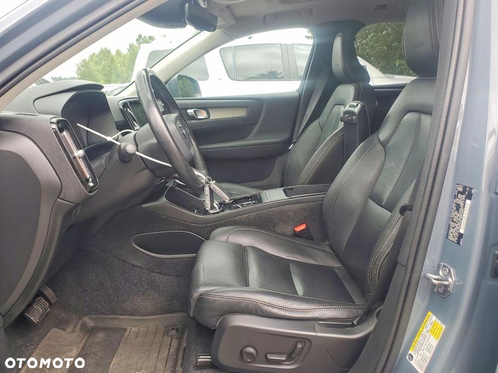 Volvo XC 40 T5 AWD Geartronic Inscription - 9