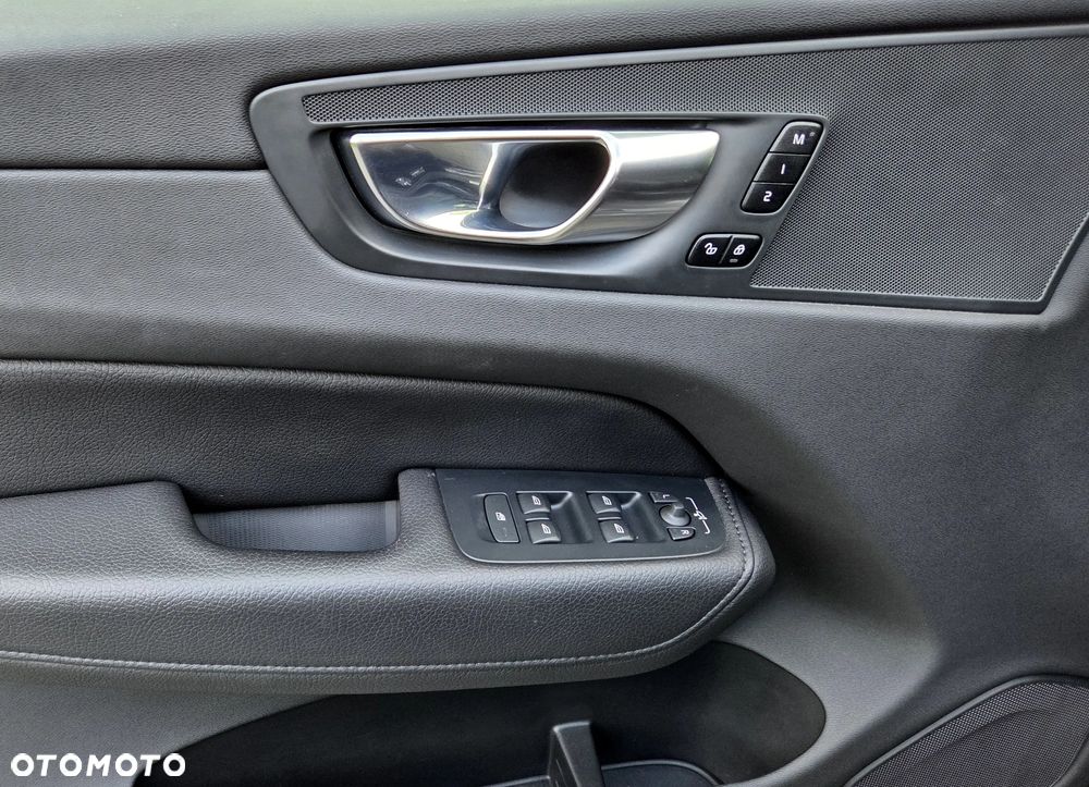 Volvo XC 60 B4 D Geartronic Inscription - 26
