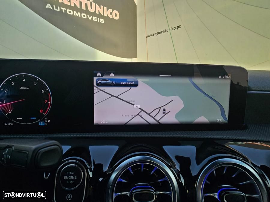 Mercedes-Benz A 200 - 35
