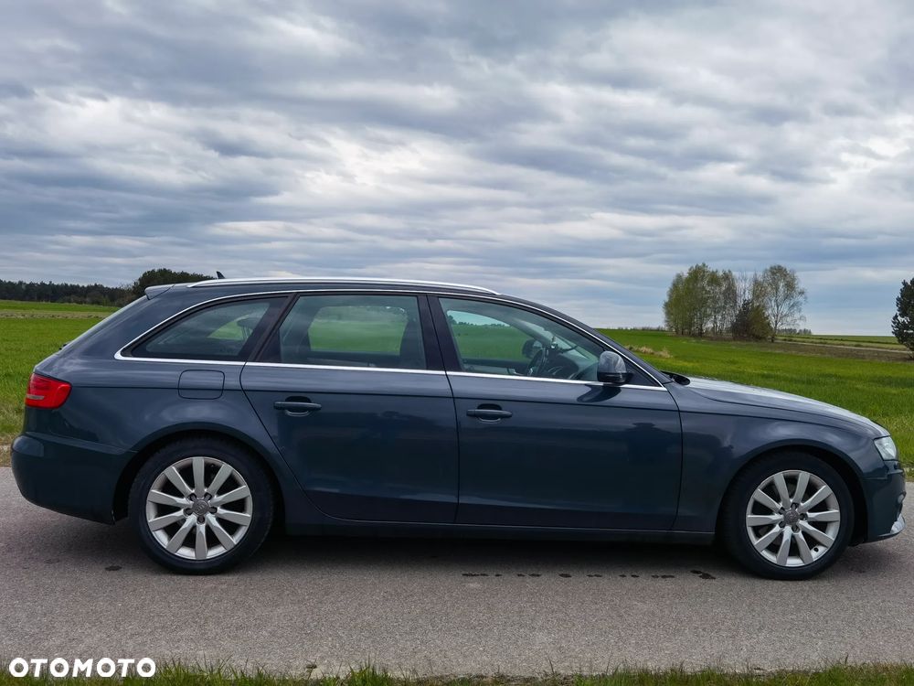 Audi A4 Avant 2.0 TDI - 8