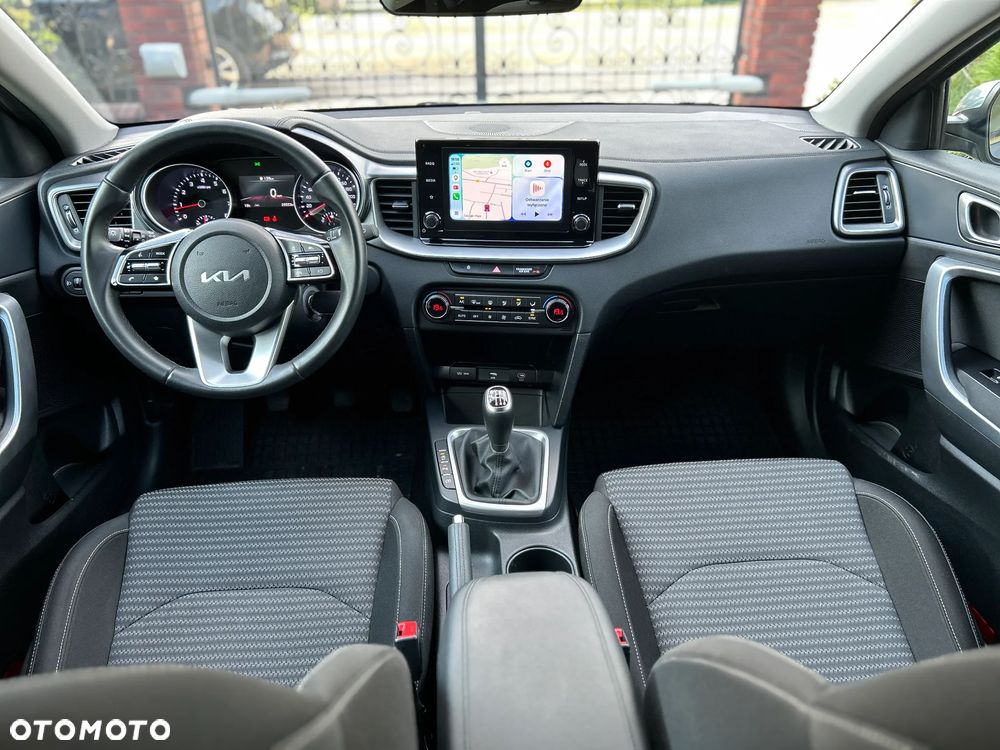 Kia Ceed 1.5 T-GDI M - 13
