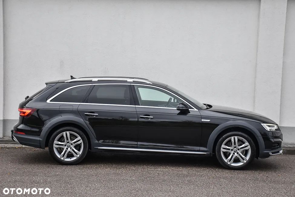 Audi A4 Allroad - 16