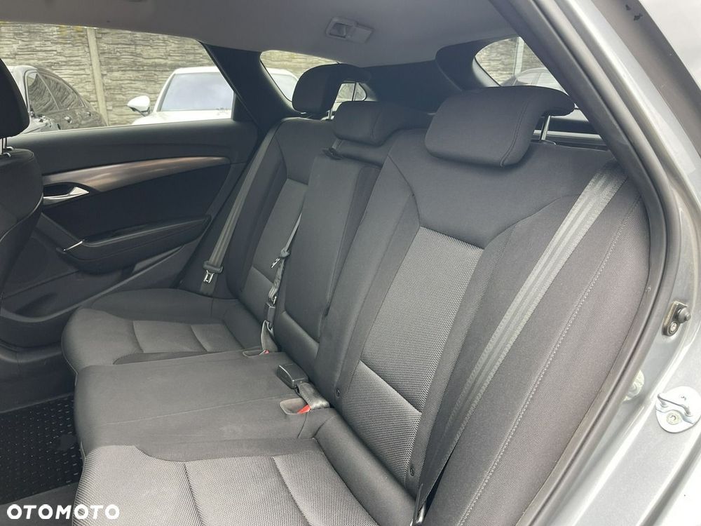 Hyundai i40 1.7 CRDi Comfort DCT - 12