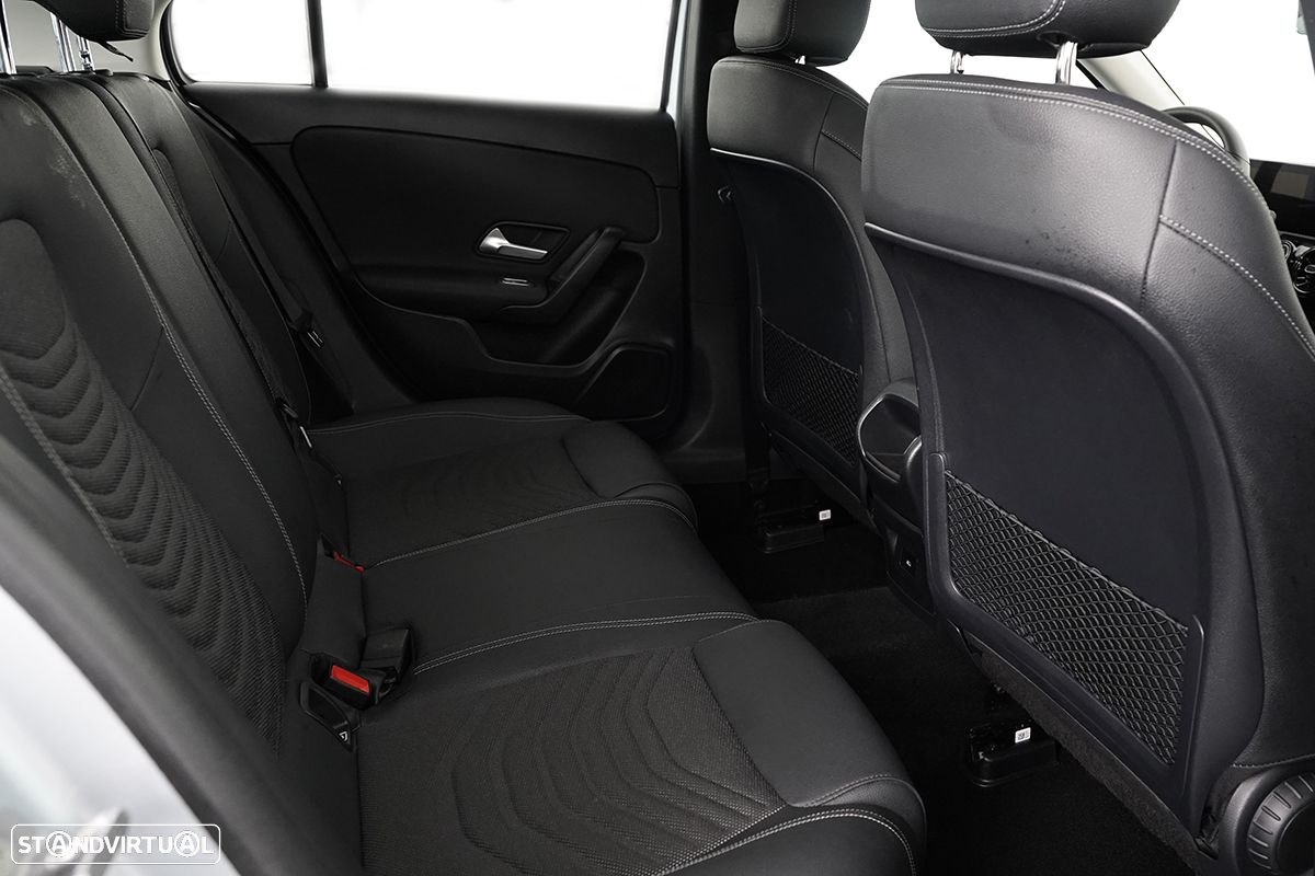 Mercedes-Benz A 200 Standard - 26