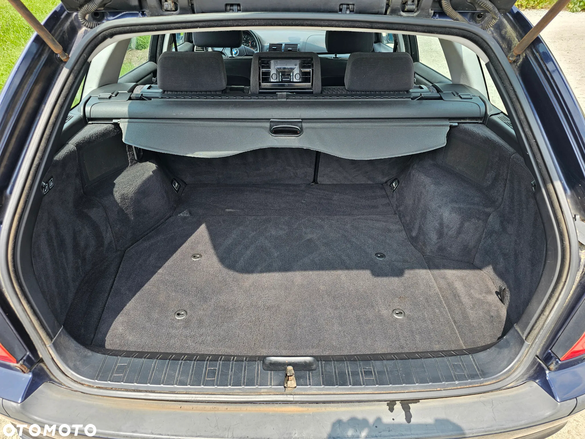 BMW Seria 3 318i - 15