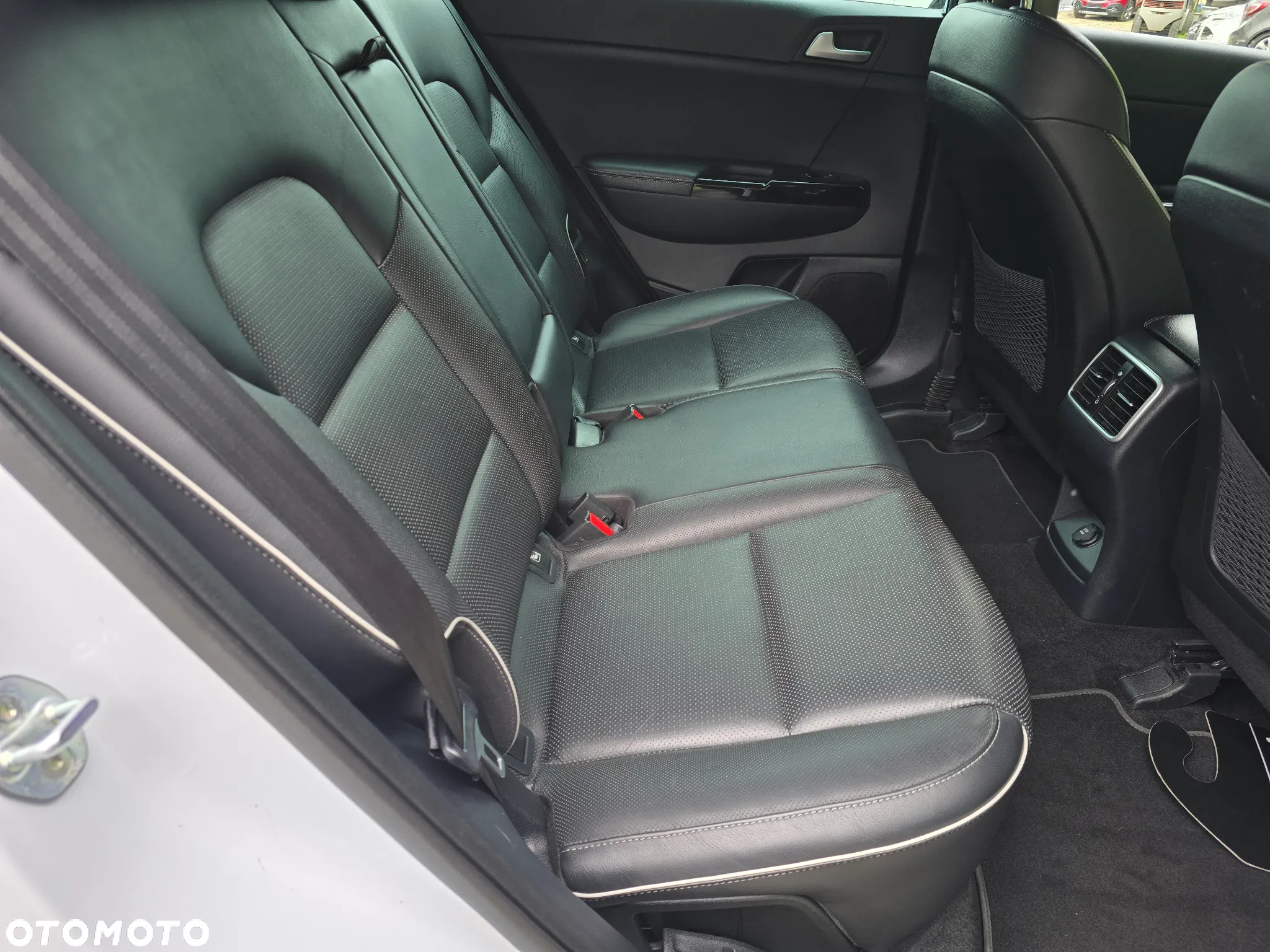 Kia Sportage 1.6 GDI 2WD DREAM-TEAM EDITION - 20