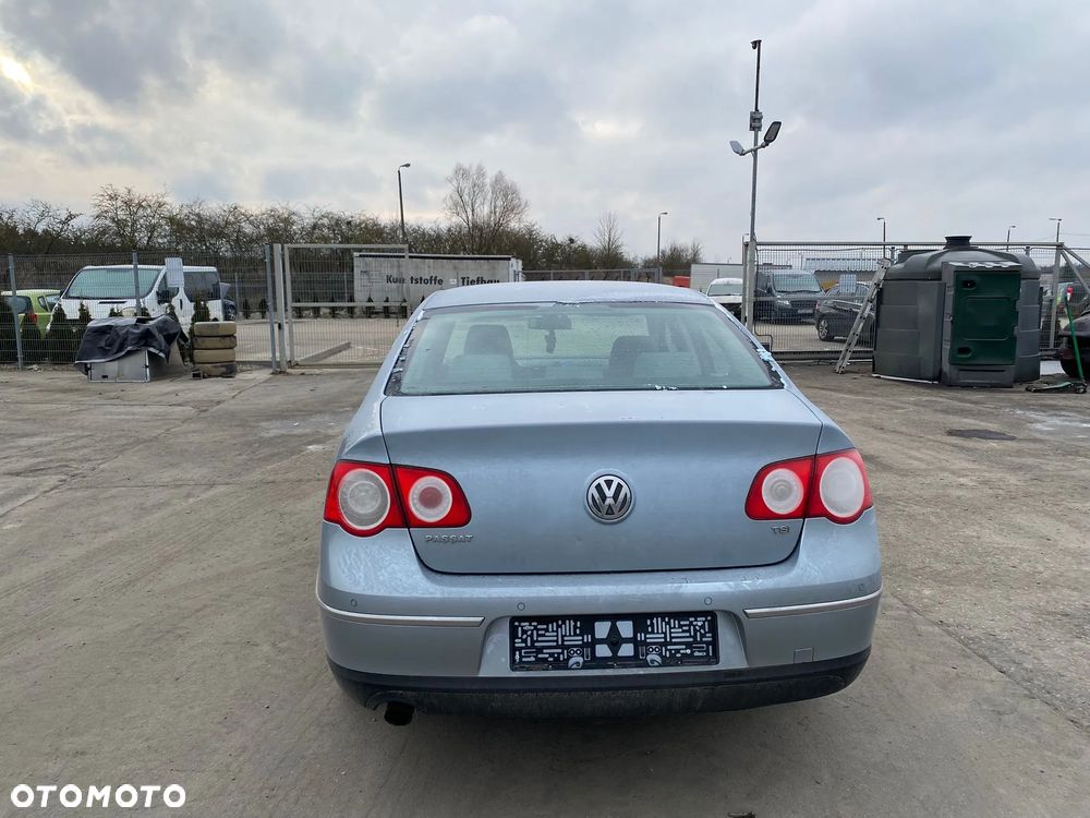 126/VOLKSWAGEN PASSAT B6/NA CZĘŚCI - 3