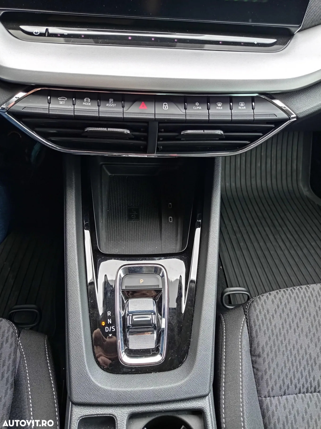 Skoda Octavia 2.0 TDI DSG Style - 31