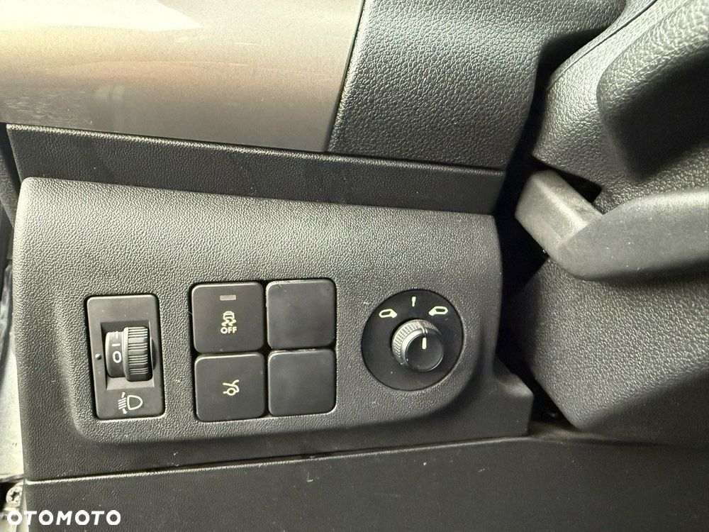 Citroën C-Elysée - 26